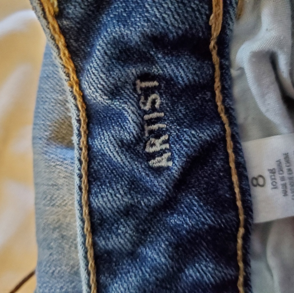 Jeans - Picture 2 of 2